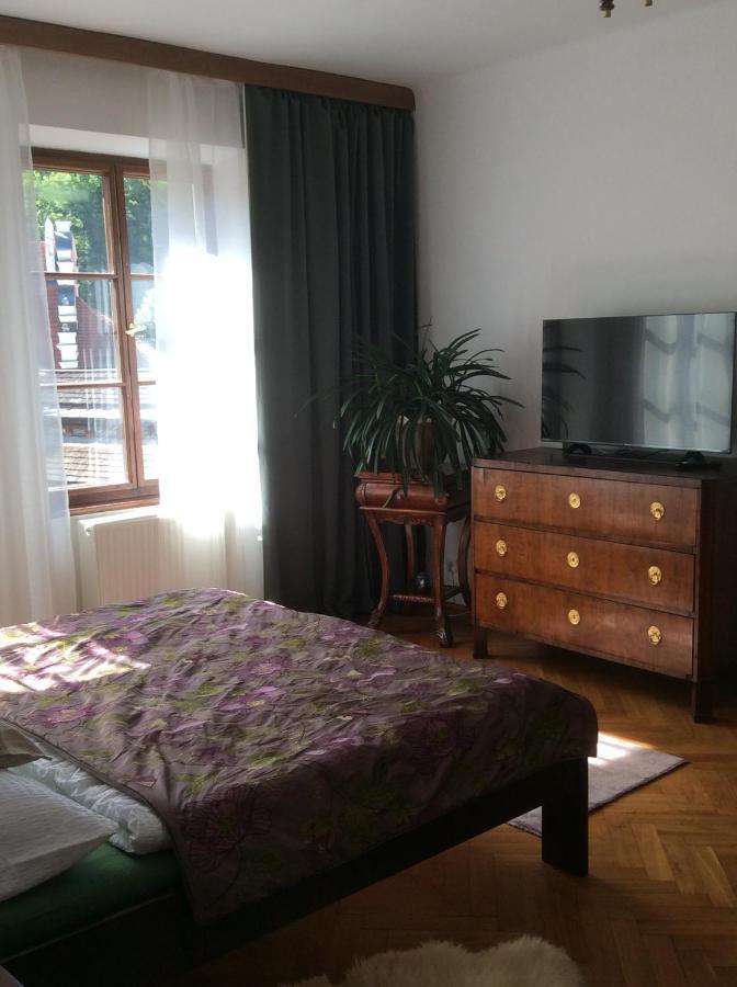 Apartments Dlouha 93 Чески-Крумлов Экстерьер фото