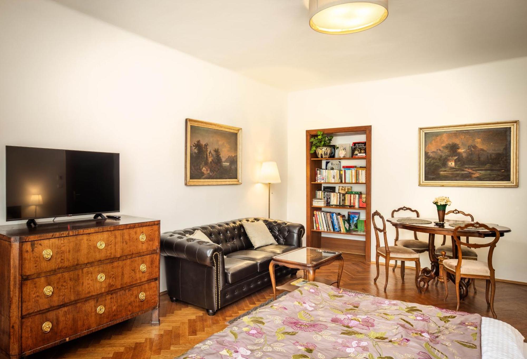 Apartments Dlouha 93 Чески-Крумлов Экстерьер фото